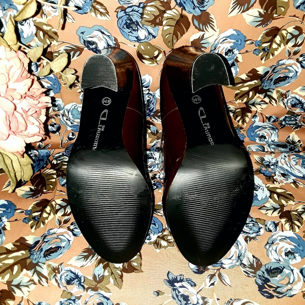 Brown High Heel Shoes - Picture 7 of 8